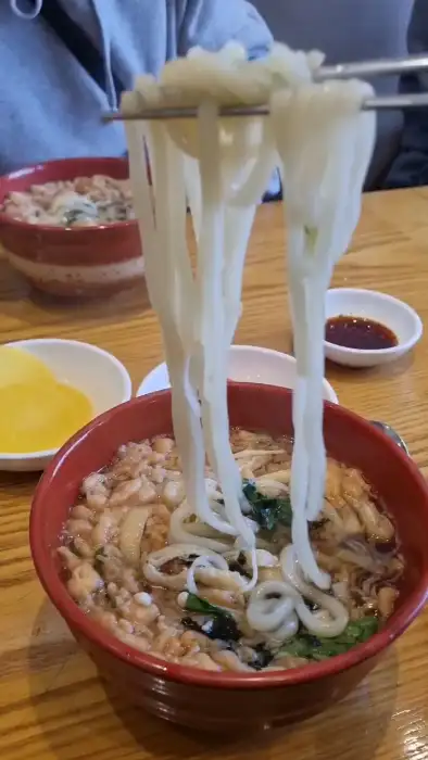 청실홍실 모밀국수