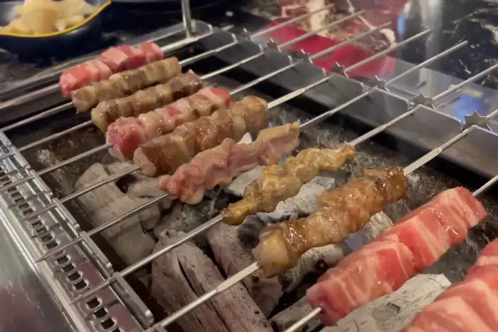촉촉한 육즙의 양꼬치