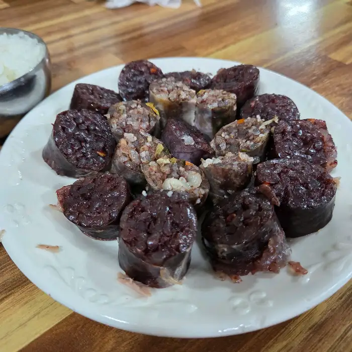 신마산식당 국밥과 밥
