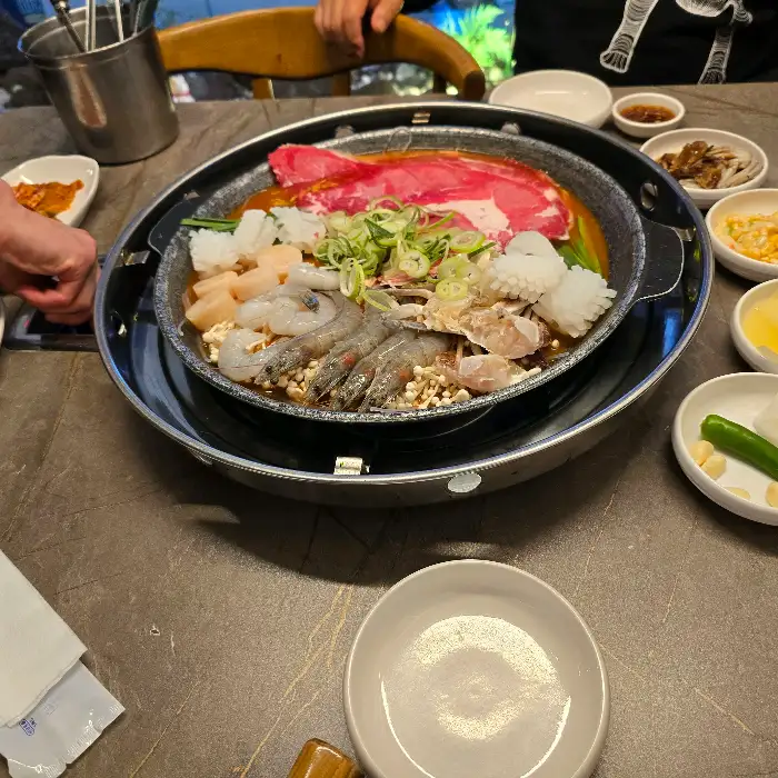 물갈비 끓이는 모습