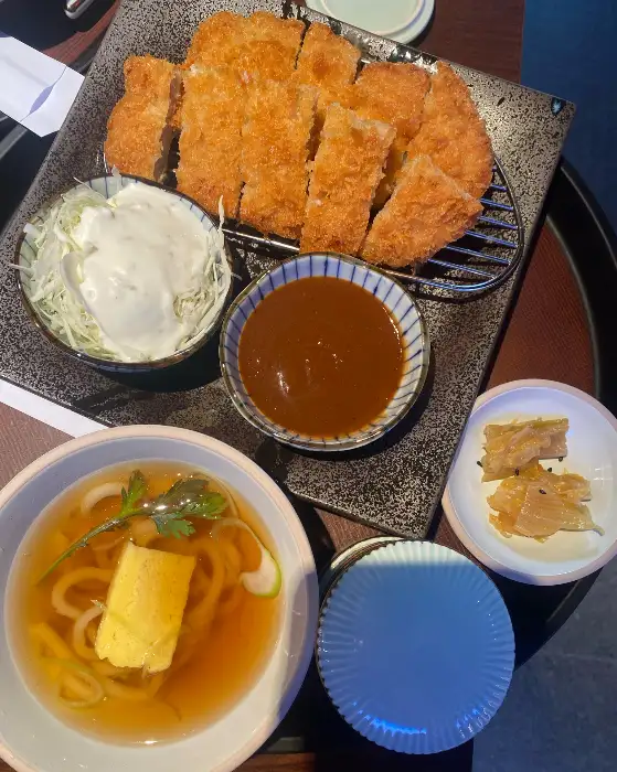 상무초밥 서면점 돈까스와 우동