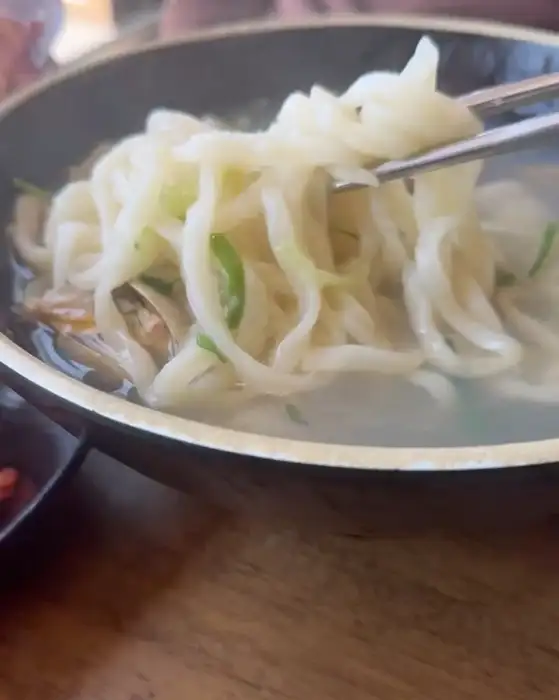 자가제면 칼국수 면발