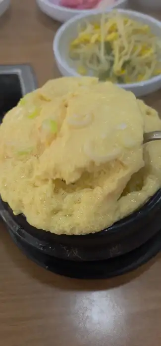 푹 익어 부드러운 계란찜