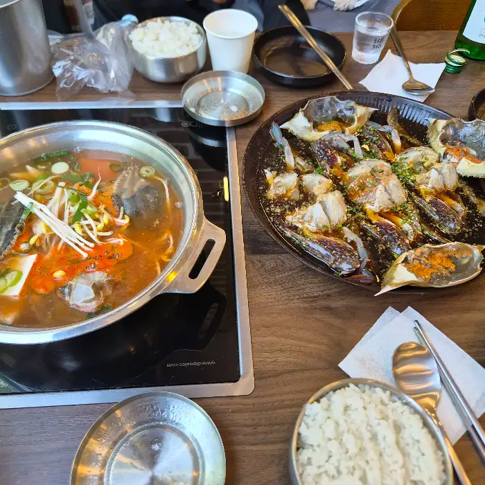 꽃게탕과 게장, 밥