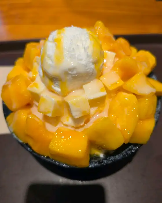 블루베리 요거트 설빙의 단면