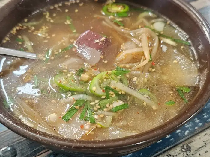 푸짐한 선지국