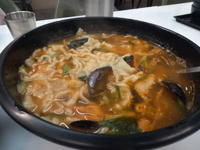 해물 칼국수
