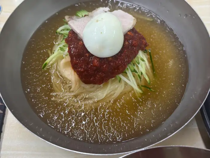 물밀면 클로즈업