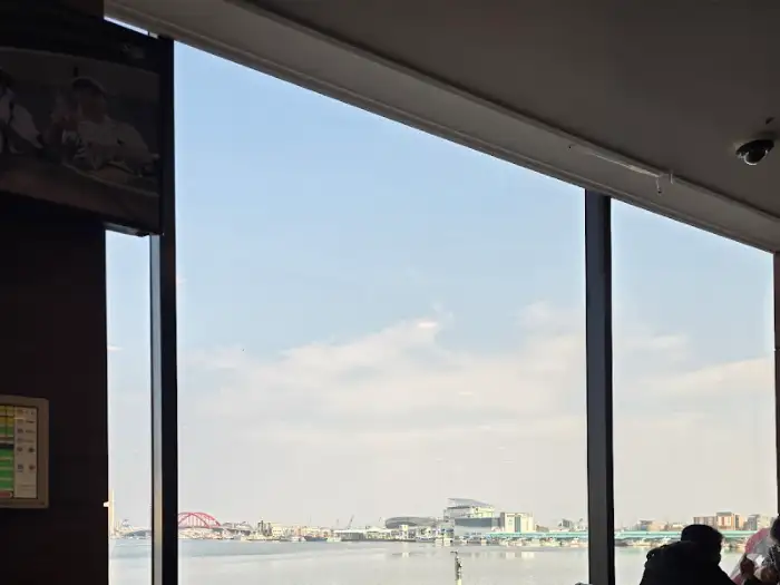 창밖으로 보이는 풍경