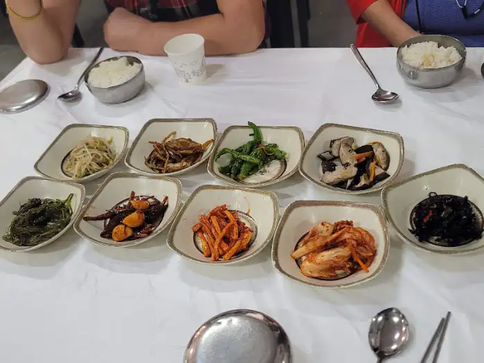 푸짐한 한 상차림