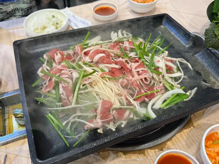 타짜오리하우스 용인점 오리 불고기 전체 모습