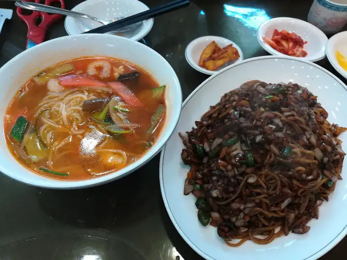 푸짐한 밥과 국