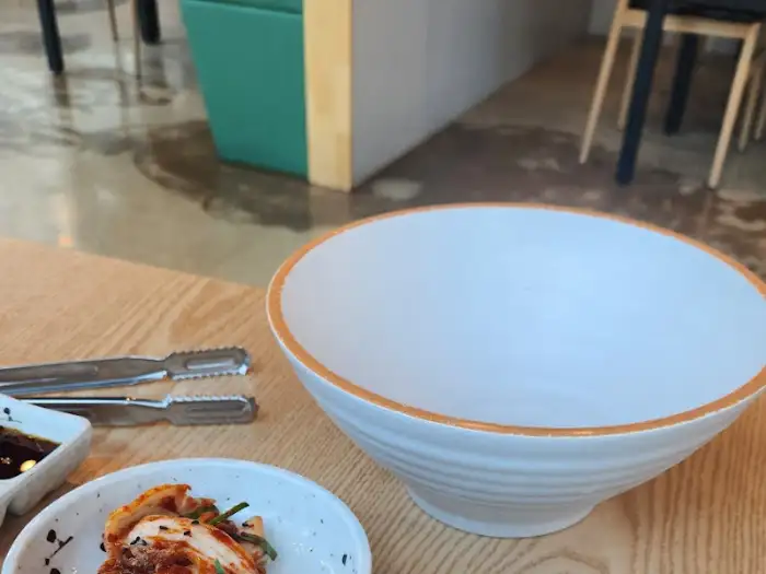 테이블 세팅 모습