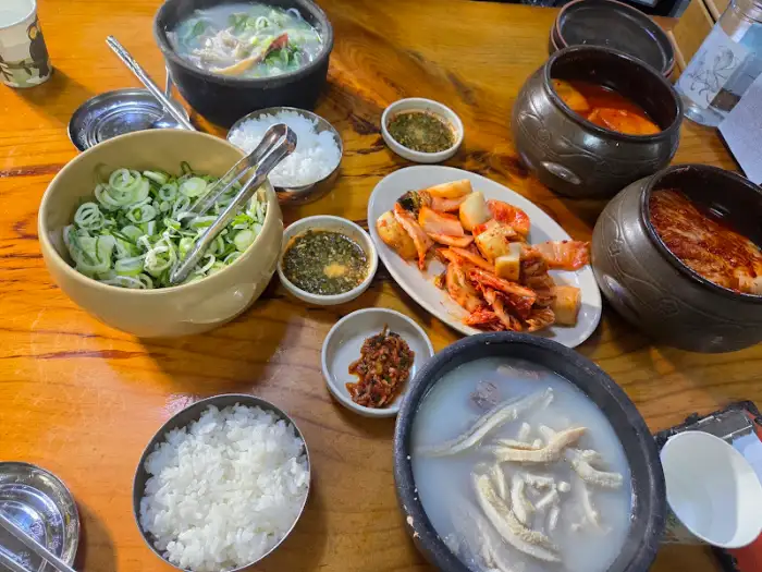 식탁 풍경