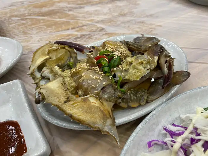 먹음직스러운 간장게장