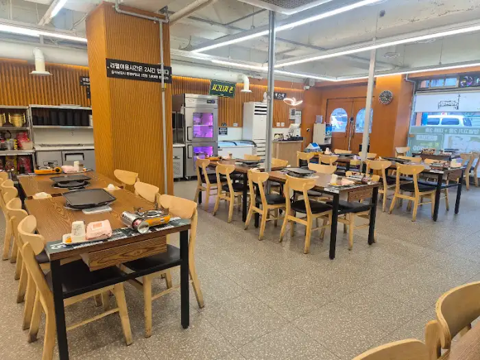 넓고 쾌적한 내부 공간