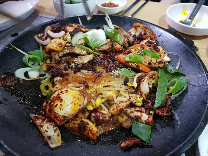 오징어볶음과 삼겹살