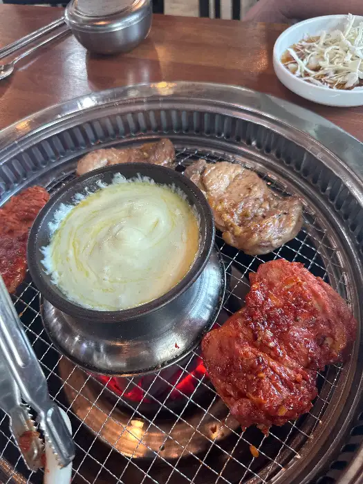 치즈 퐁듀와 닭갈비