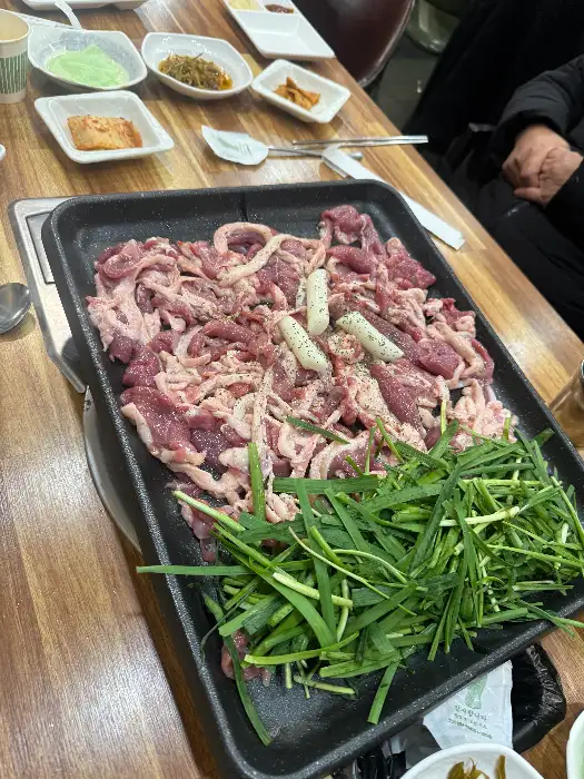 신선한 오리 로스 메뉴