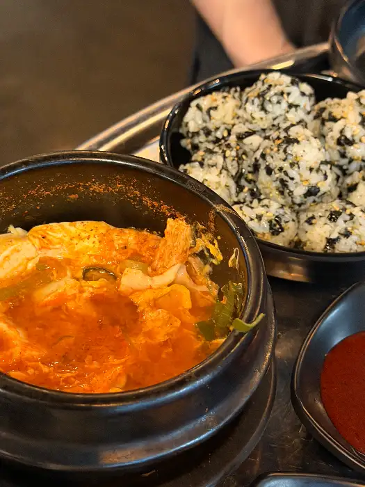 주먹밥과 찌개