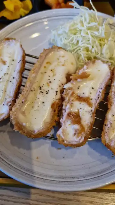 치즈 돈까스 단면