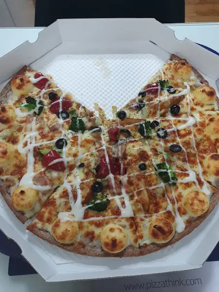 알록달록 토핑 피자