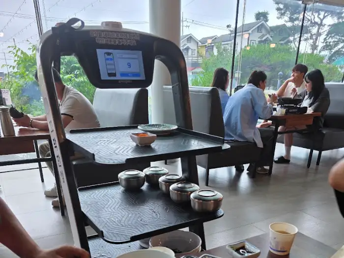 로봇 서빙