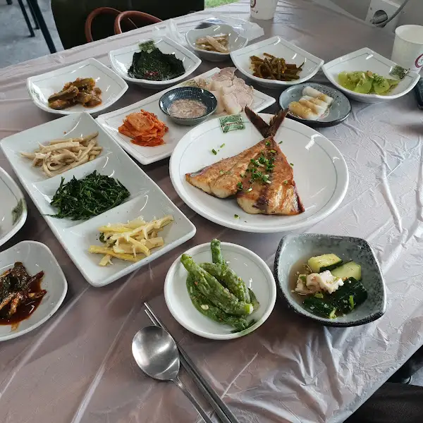 산골풍경 다양한 반찬