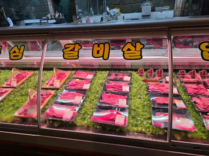 푸짐한 갈비탕