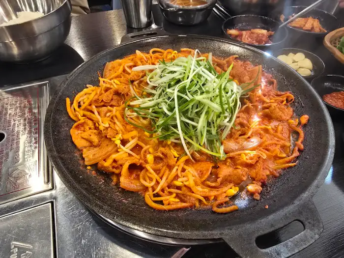 흑돼지 두루치기 메인