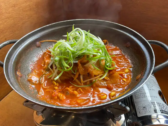 두루치기 콩국물