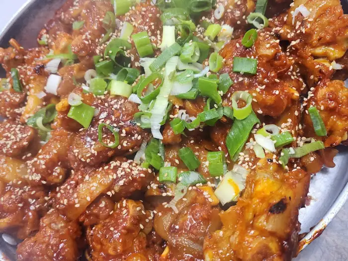 잘 버무려진 족발