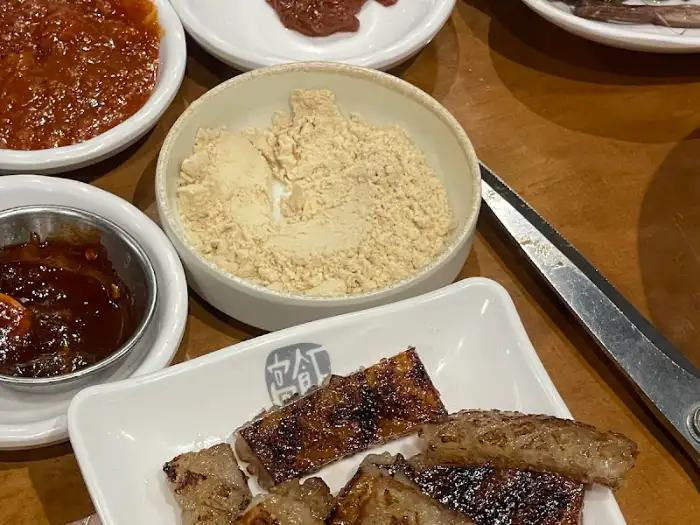 고반식당 순천조례점 껍데기와 콩가루