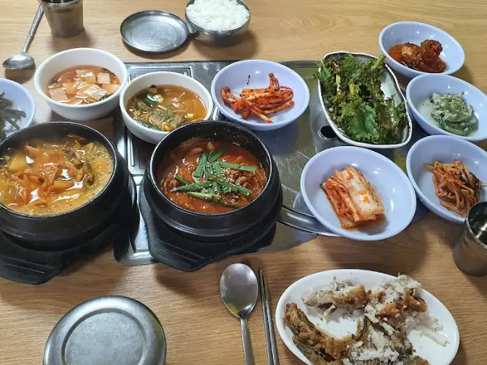 푸짐한 한상 차림