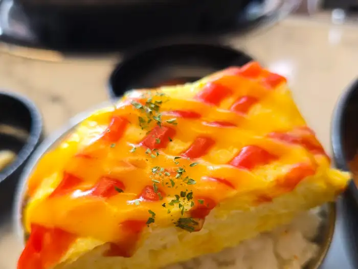 진주식당 유정란말이 단면