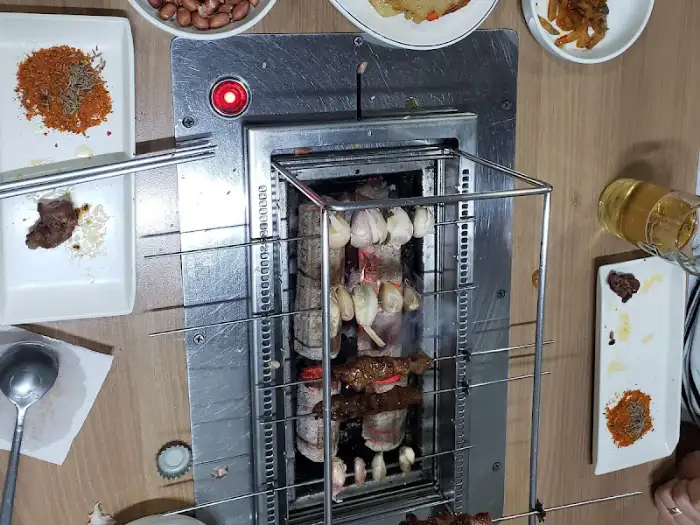 양꼬치 굽는 기계