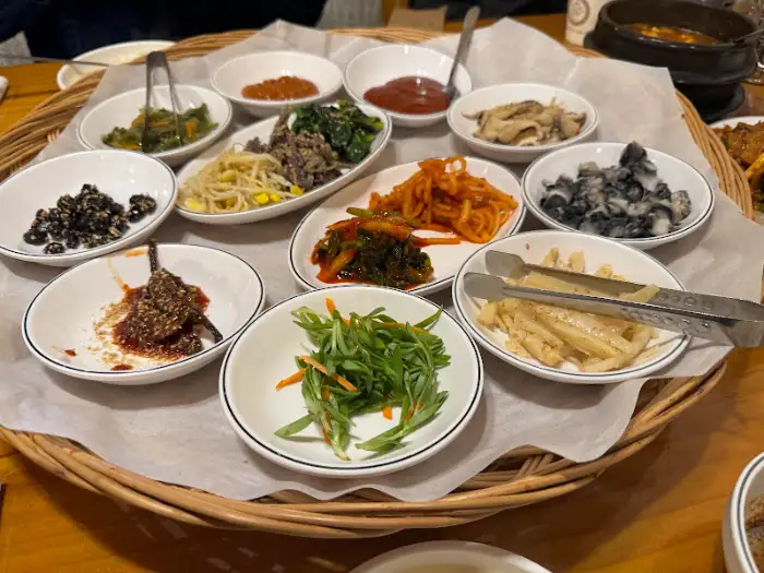 다양한 밑반찬