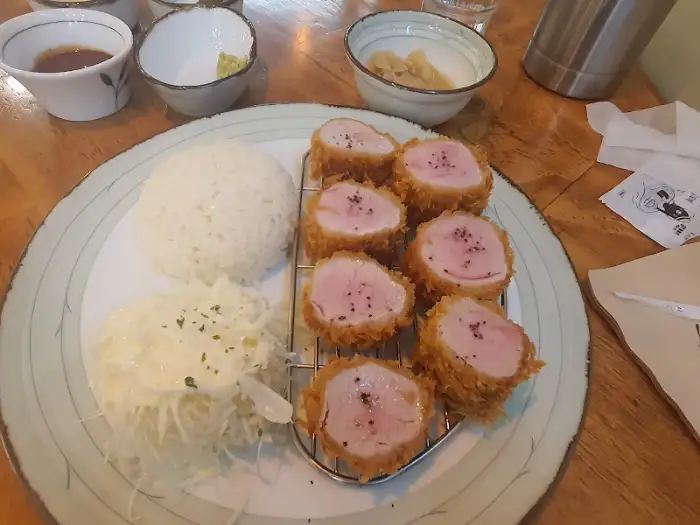 안심돈까스 근접샷