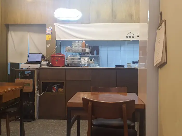 가게 내부 주방 모습