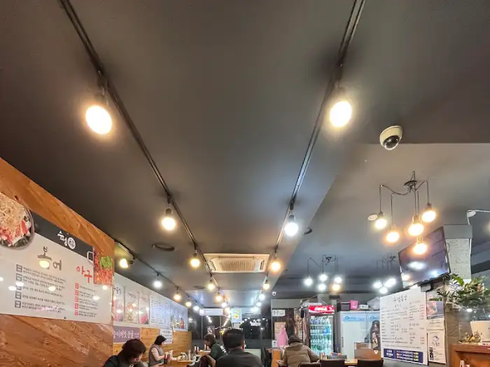 가게 내부 전경