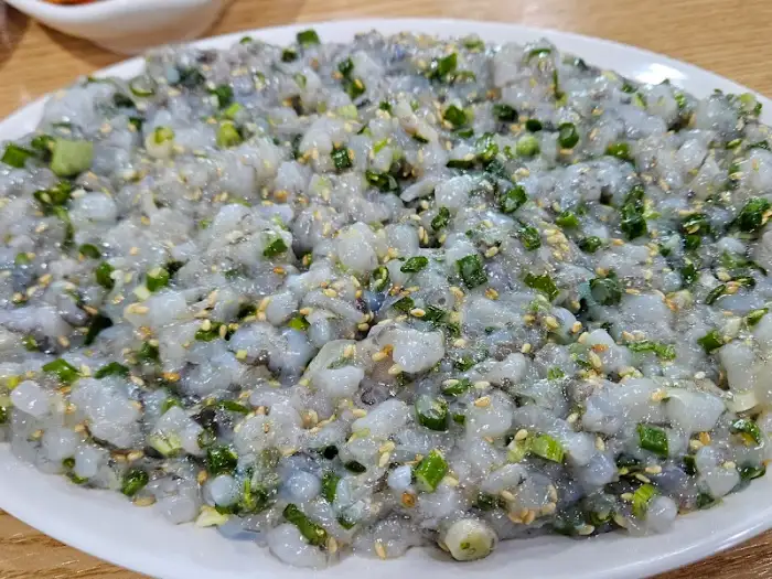 준비된 산낙지 탕탕이