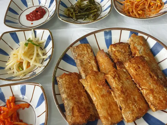 갈치구이와 밑반찬