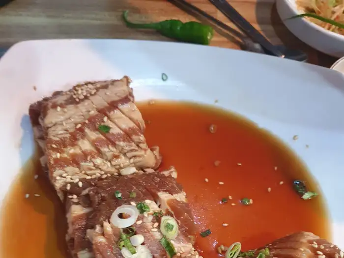 양념돼지갈비 한 점