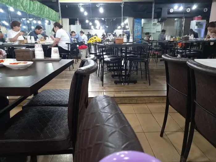뷔페 내부 전경