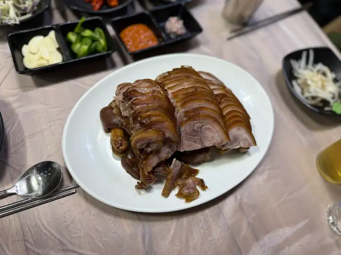 만경족발 시락국