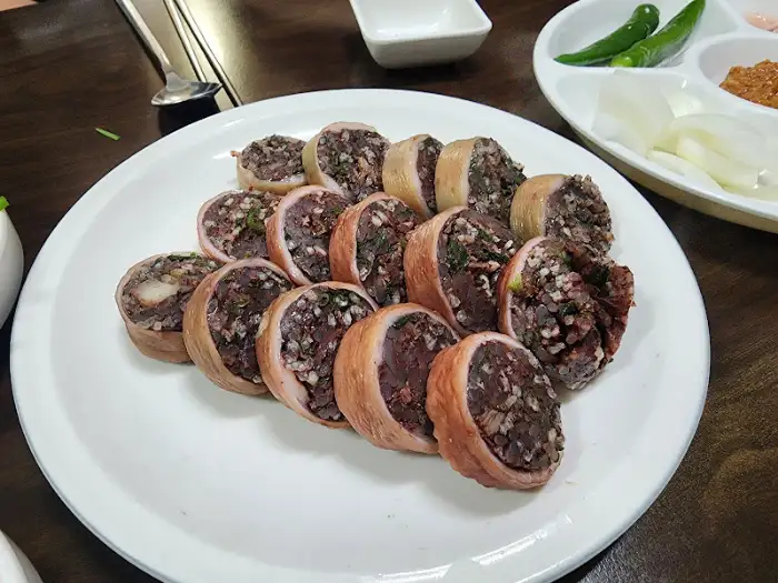 플레이팅 된 막창순대