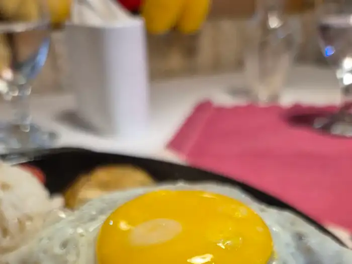 반숙 계란 후라이