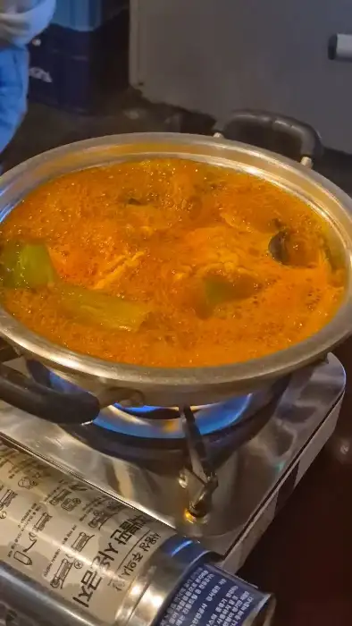 육회와 감자샐러드