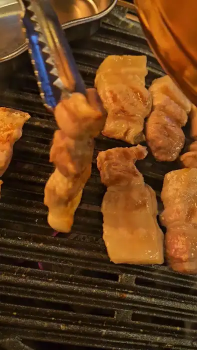 고기 굽는 모습