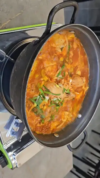 동태탕 속 해산물